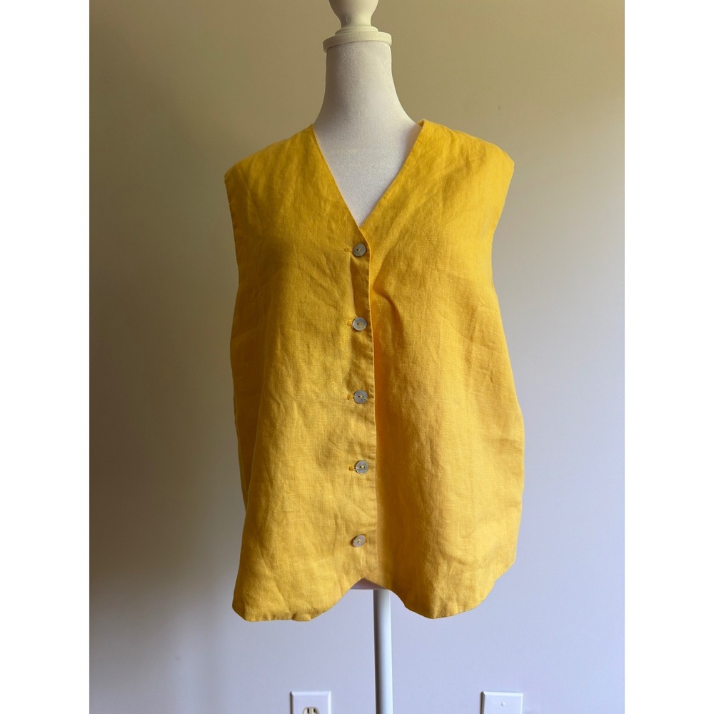 DONNI. Yellow Button-Front Linen Vest